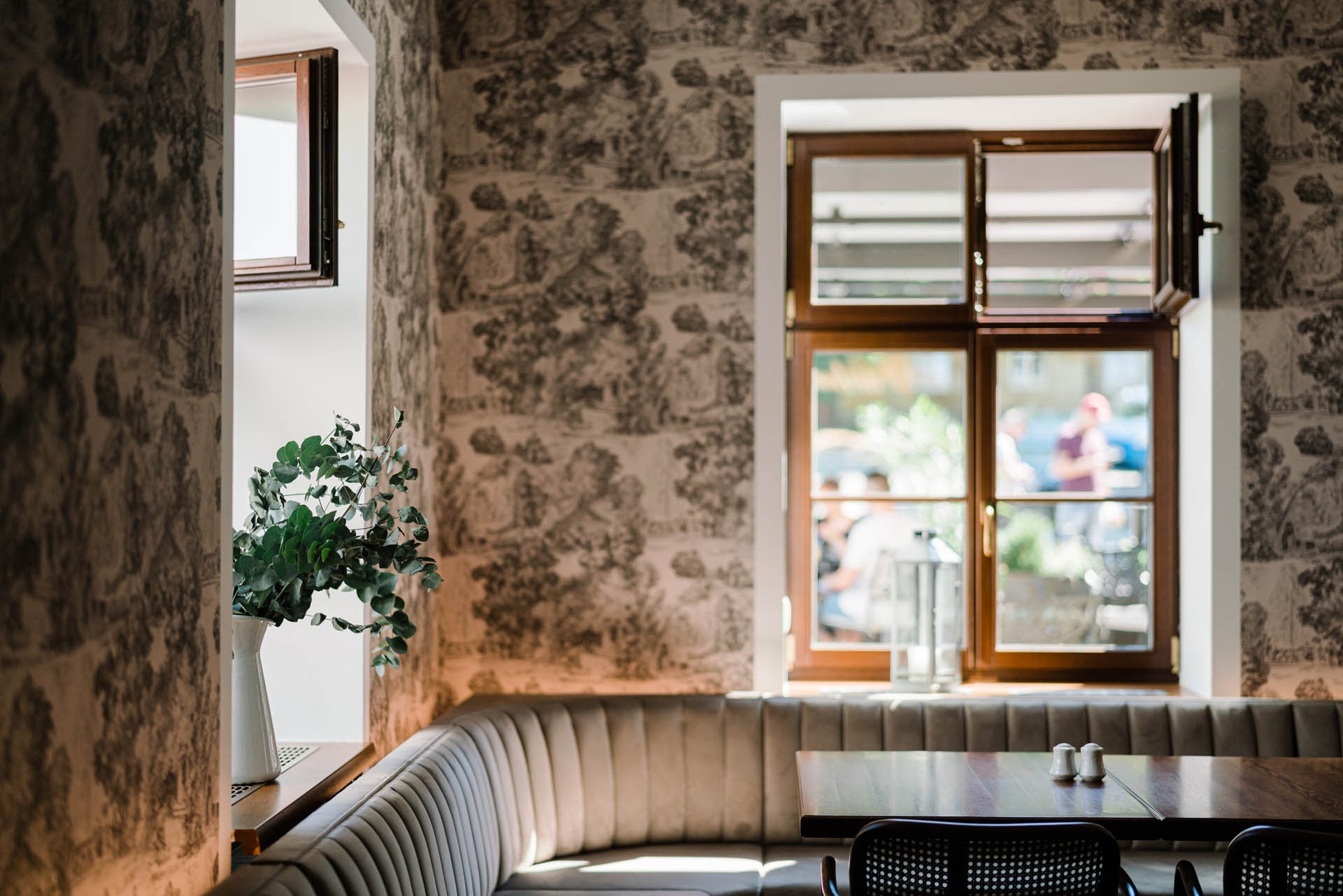 Forhaus — Fotografie de pe site-ul oficial